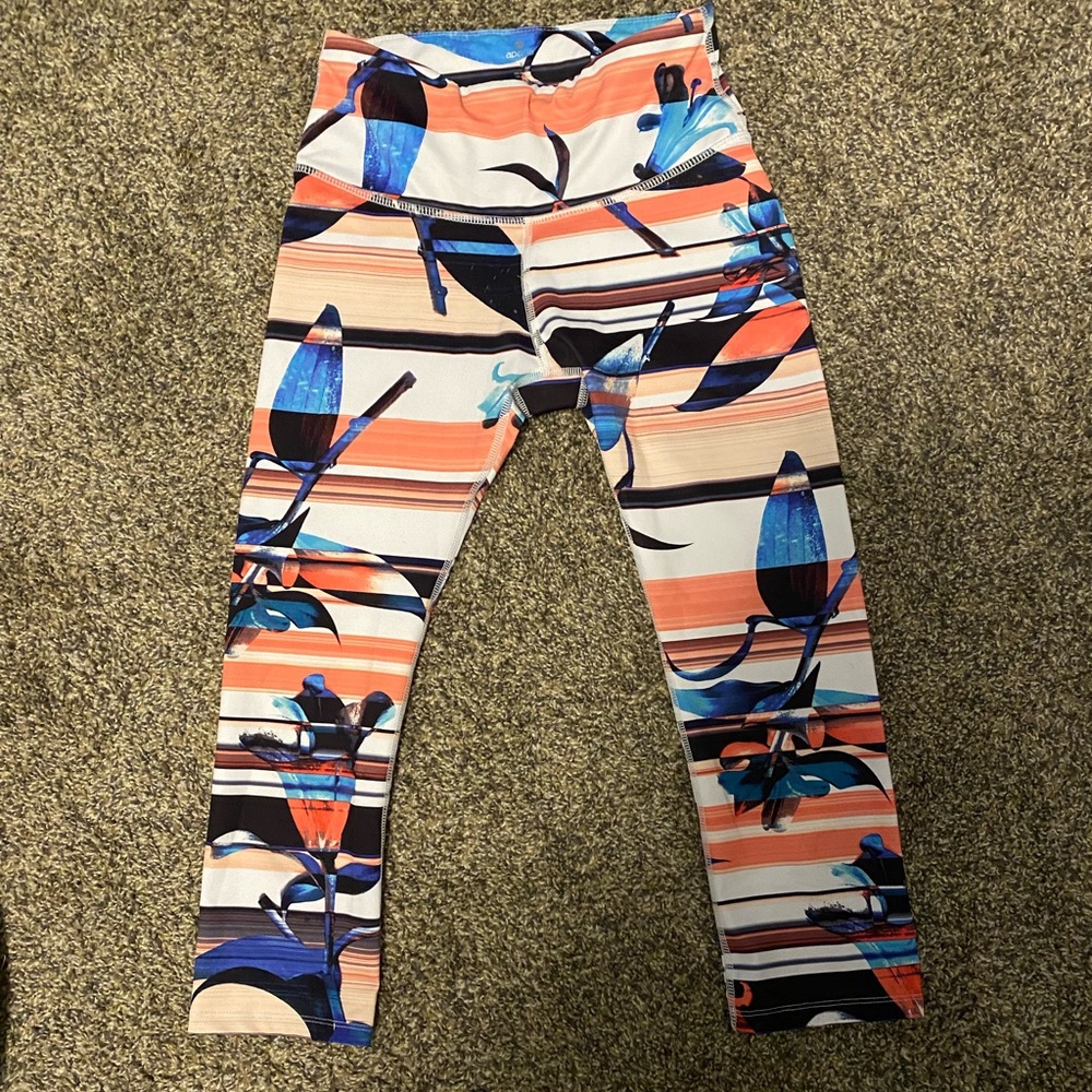 Women’s Apana quarter length leggings